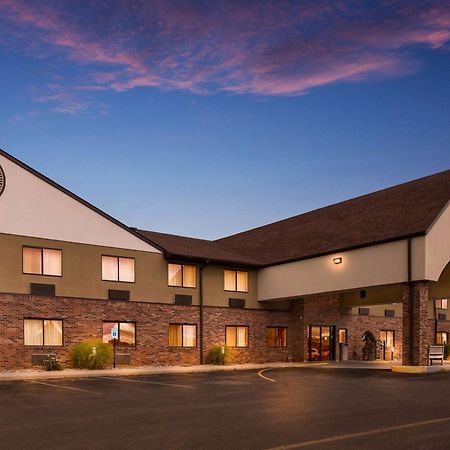 Best Western Kendallville Inn Экстерьер фото