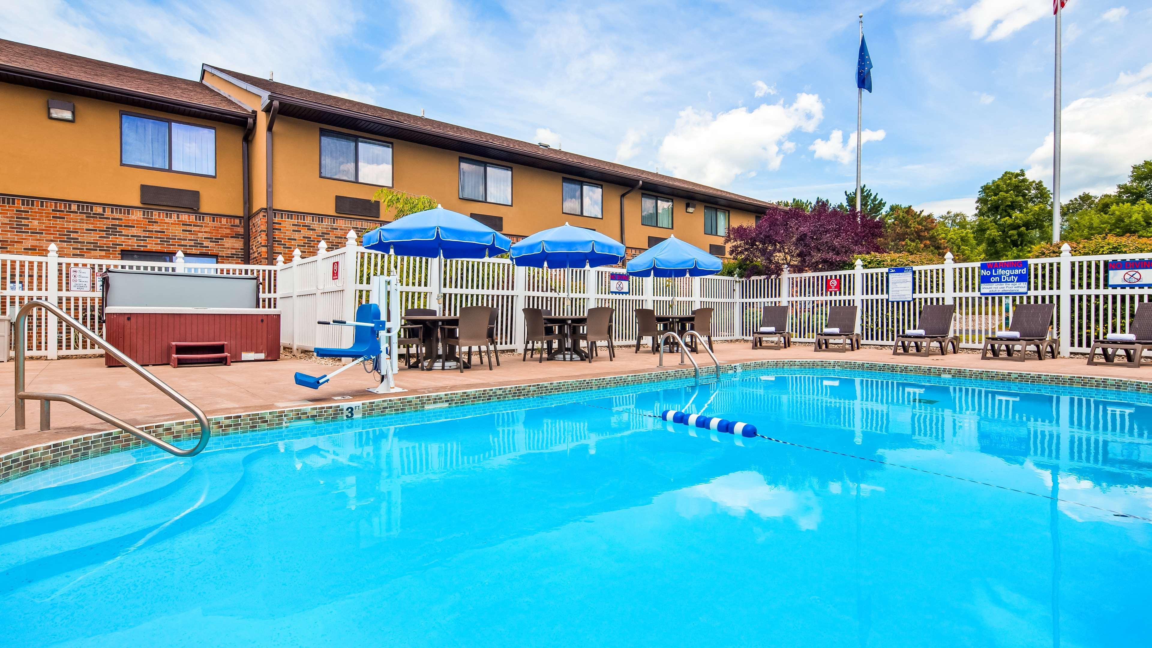 Best Western Kendallville Inn Экстерьер фото