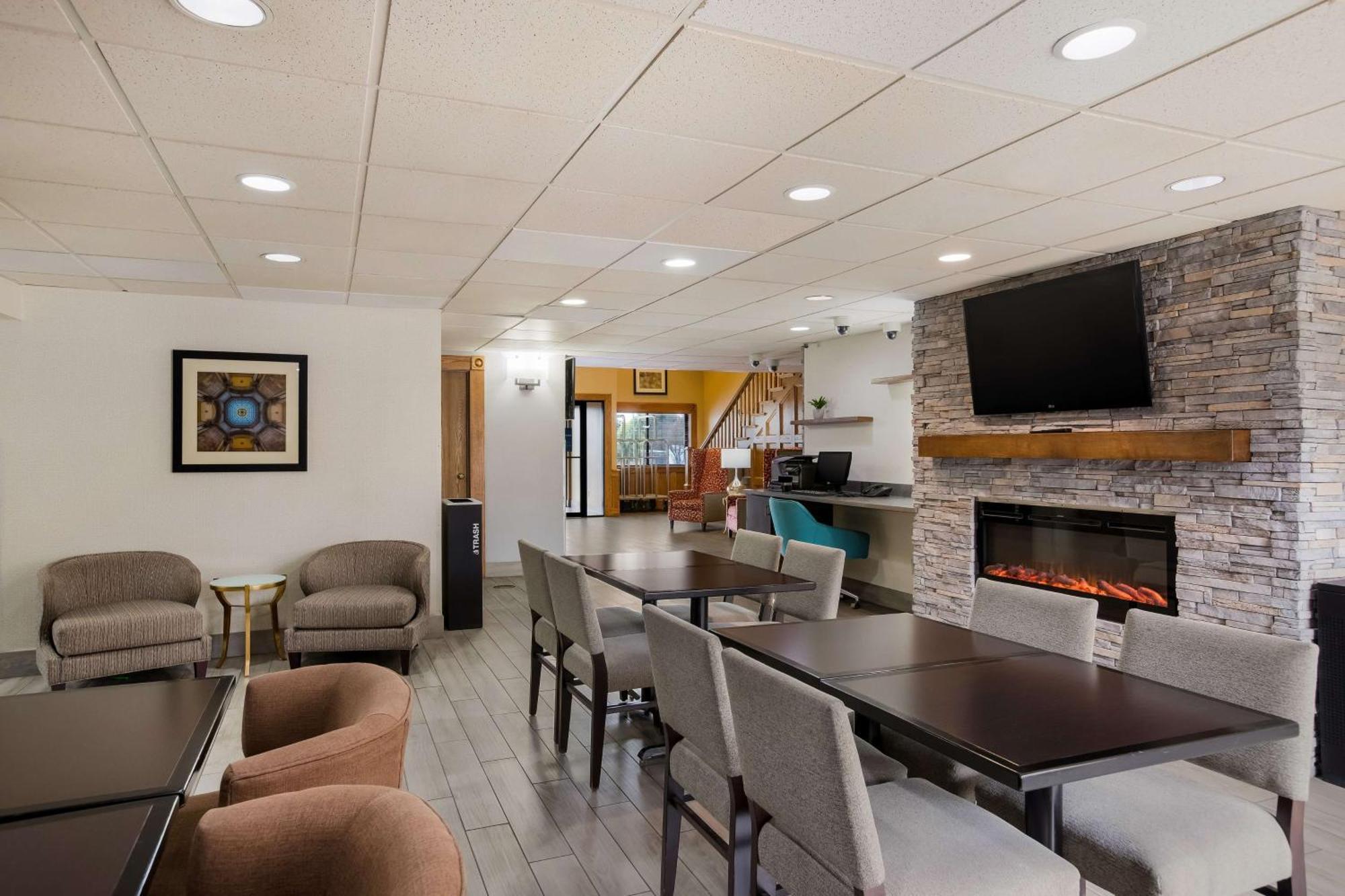 Best Western Kendallville Inn Экстерьер фото